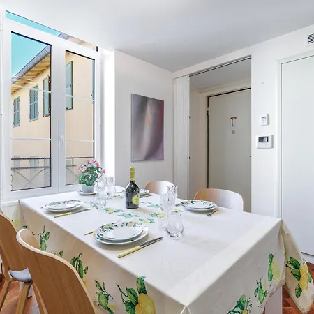 Rose 2 Duplex-clim-plage Appartement *